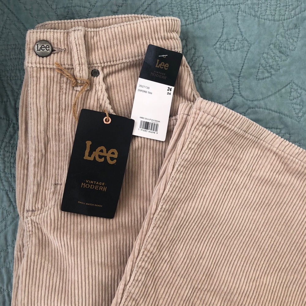 Lee Corduroy Flare Pants “Oxford Tan” 24”